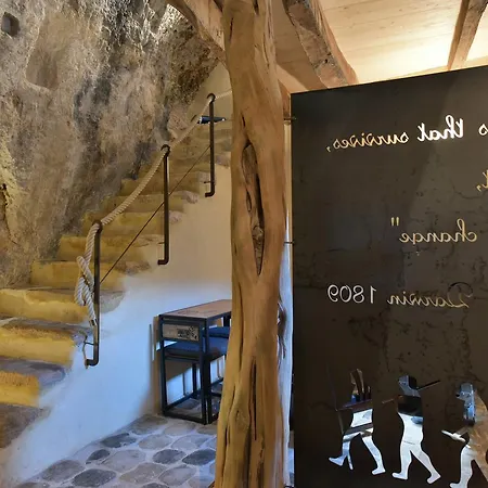 Le Silex - Adult Only *